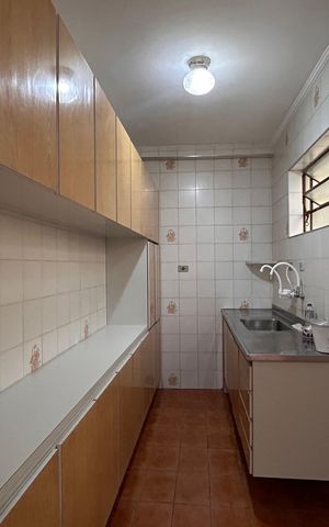 Casa para alugar com 200m², 3 quartos e 2 vagasCozinha