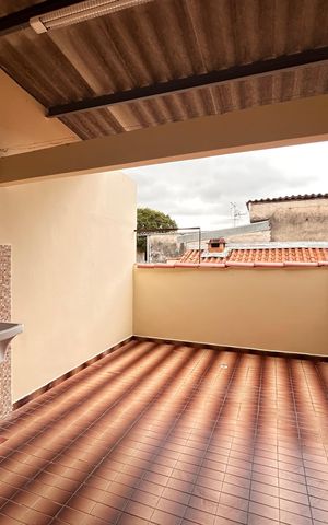 Casa para alugar com 200m², 3 quartos e 2 vagasÁrea de Serviço 1