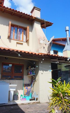 Casa à venda com 120m², 3 quartos e 2 vagasQuintal - Fundos
