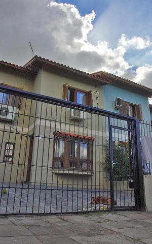 Casa à venda com 120m², 3 quartos e 2 vagasFachada