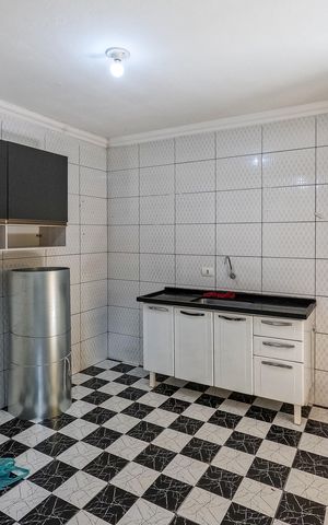 Casa para alugar com 100m², 3 quartos e sem vaga Casa para alugar com 100m², 3 quartos e sem vagaCozinha