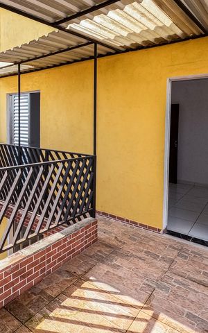 Casa para alugar com 100m², 3 quartos e sem vaga Casa para alugar com 100m², 3 quartos e sem vagaVaranda