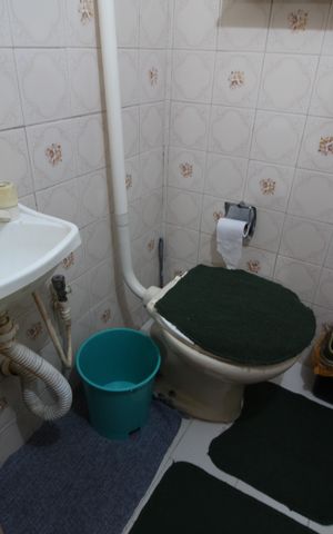 Casa à venda com 400m², 9 quartos e 1 vagaQuarto 6 - Banheiro da Suíte
