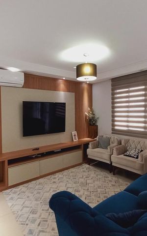 Casa de condomínio à venda com 272m², 3 quartos e 3 vagas Casa de condomínio à venda com 272m², 3 quartos e 3 vagasSala