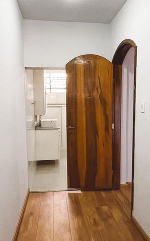 Casa à venda com 250m², 3 quartos e 2 vagas Casa à venda com 250m², 3 quartos e 2 vagasCloset da Suíte 1