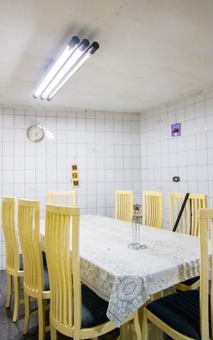 Casa à venda com 140m², 2 quartos e 2 vagas Casa à venda com 140m², 2 quartos e 2 vagasCopa/Cozinha