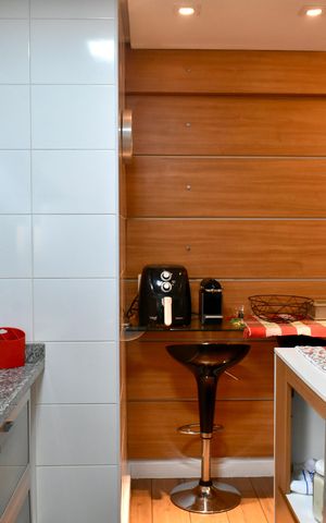 Apartamento à venda com 130m², 2 quartos e 2 vagasCozinha
