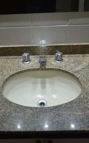 Apartamento para alugar com 145m², 3 quartos e 2 vagasBanheiro da Suíte