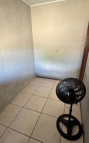 Casa à venda com 40m², 2 quartos e 1 vaga Casa à venda com 40m², 2 quartos e 1 vagaQuarto 2