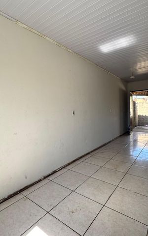Casa à venda com 40m², 2 quartos e 1 vaga Casa à venda com 40m², 2 quartos e 1 vagaSala