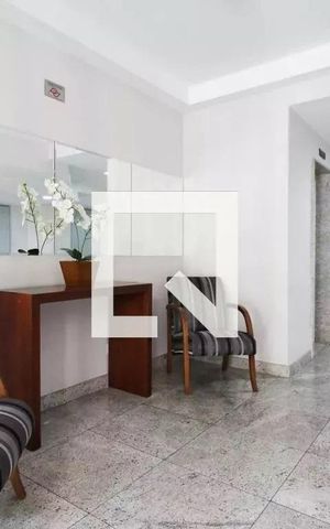 Apartamento à venda com 118m², 2 quartos e 2 vagas Apartamento à venda com 118m², 2 quartos e 2 vagasHall social