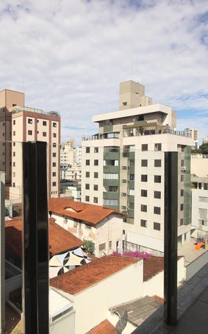 Apartamento à venda com 130m², 2 quartos e 2 vagasVaranda/Sala