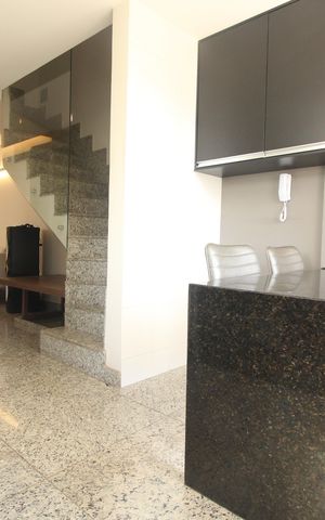 Apartamento à venda com 130m², 2 quartos e 2 vagasCozinha