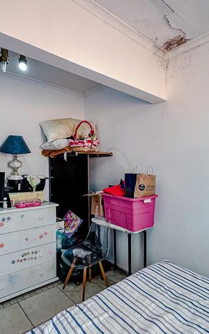 Casa à venda com 210m², 3 quartos e 2 vagasQuarto 3