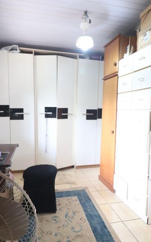 Casa à venda com 130m², 2 quartos e 3 vagasQuarto 01