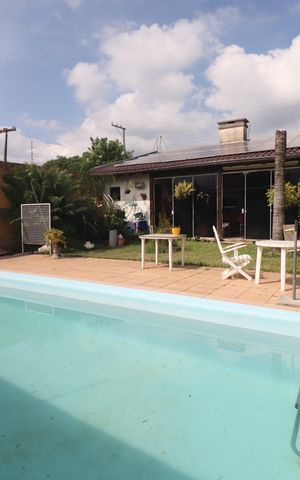Casa à venda com 130m², 2 quartos e 3 vagasÁrea comum - Piscina