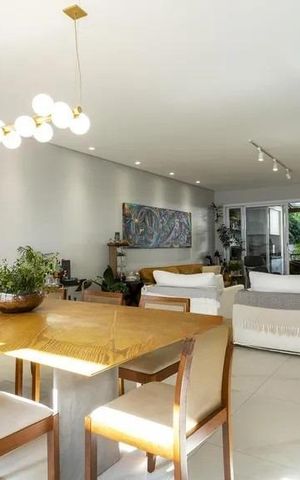 Casa de condomínio à venda com 324m², 4 quartos e 5 vagas