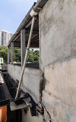 Casa à venda com 440m², 7 quartos e sem vagaEscada