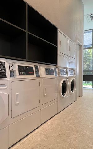 Studio para alugar com 23m², 1 quarto e sem vaga Studio para alugar com 23m², 1 quarto e sem vagaLavanderia