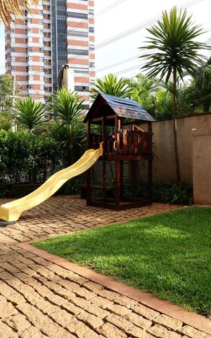 Apartamento à venda com 275m², 4 quartos e 4 vagasÁrea Comum - Playground
