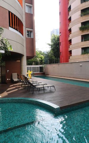 Apartamento à venda com 275m², 4 quartos e 4 vagasÁrea Comum - Piscina