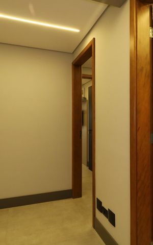 Apartamento à venda com 275m², 4 quartos e 4 vagasCorredor