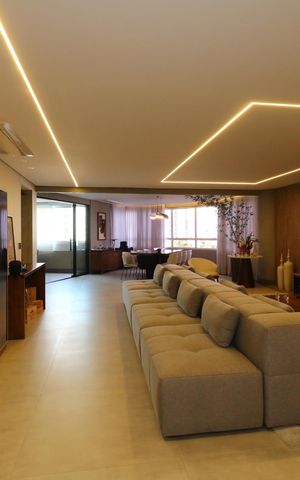 Apartamento à venda com 275m², 4 quartos e 4 vagasSala