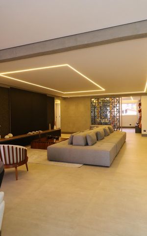 Apartamento à venda com 275m², 4 quartos e 4 vagasSala