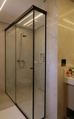 Apartamento à venda com 275m², 4 quartos e 4 vagasBanheiro da Suíte Master