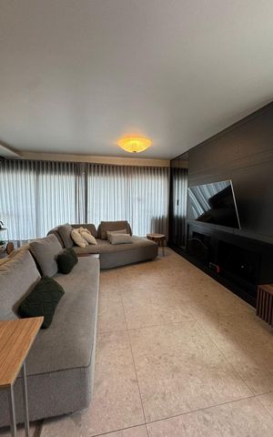 Apartamento à venda com 123m², 2 quartos e 2 vagas Apartamento à venda com 123m², 2 quartos e 2 vagasSala