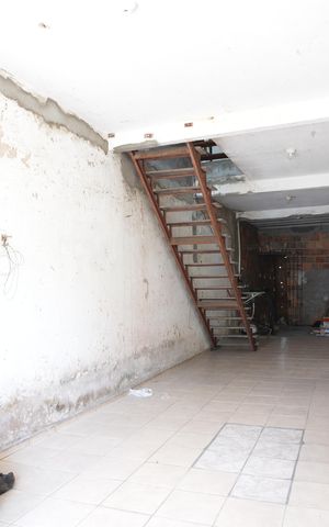 Casa para alugar com 200m², 2 quartos e 1 vagaGaragem