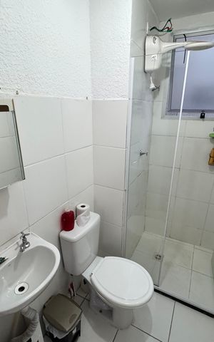 Apartamento à venda com 32m², 2 quartos e 1 vaga Apartamento à venda com 32m², 2 quartos e 1 vagaBanheiro Social
