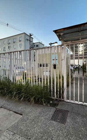 Apartamento à venda com 32m², 2 quartos e 1 vaga Apartamento à venda com 32m², 2 quartos e 1 vagaFachada