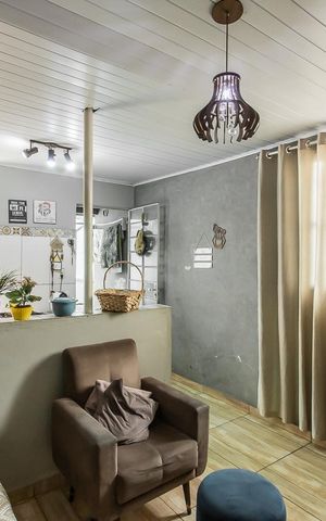 Casa à venda com 220m², 4 quartos e 2 vagasCasa 2 Sala 