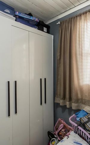 Casa à venda com 220m², 4 quartos e 2 vagasCasa 2 Quarto