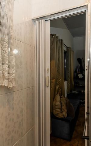 Casa à venda com 220m², 4 quartos e 2 vagasBanheiro da Suíte