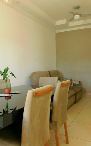 Casa para alugar com 80m², 3 quartos e 2 vagasSala