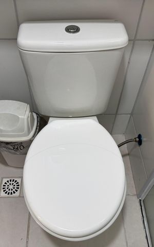 Apartamento à venda com 50m², 2 quartos e sem vaga Apartamento à venda com 50m², 2 quartos e sem vagaBanheiro Social