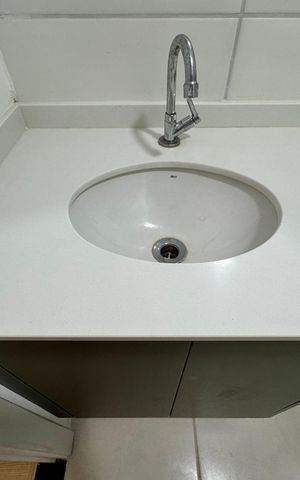 Apartamento à venda com 50m², 2 quartos e sem vaga Apartamento à venda com 50m², 2 quartos e sem vagaBanheiro Social