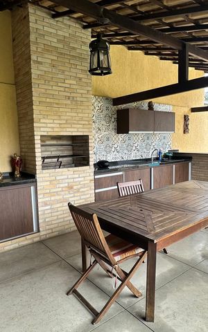 Casa de condomínio à venda com 600m², 4 quartos e 5 vagas Casa de condomínio à venda com 600m², 4 quartos e 5 vagasÁrea gourmet