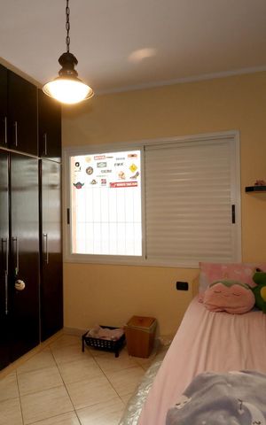 Casa para alugar com 195m², 3 quartos e 4 vagasQuarto 2