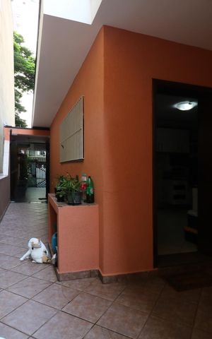 Casa para alugar com 195m², 3 quartos e 4 vagasQuintal