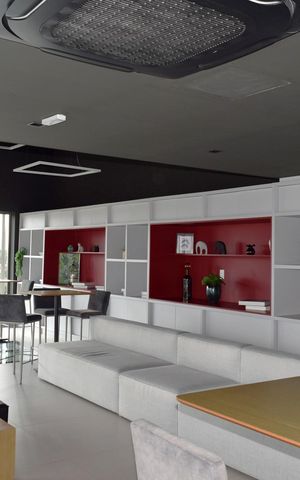 Studio à venda com 25m², 1 quarto e sem vagaÁrea comum - Sky bar