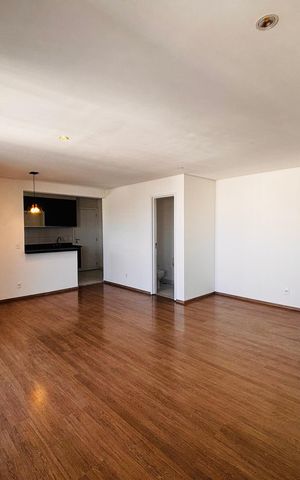 Apartamento à venda com 109m², 3 quartos e 3 vagas Apartamento à venda com 109m², 3 quartos e 3 vagasSala