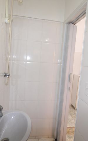 Casa à venda com 145m², 4 quartos e 3 vagasÁrea de Serviço - Banheiro