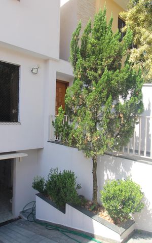 Casa à venda com 145m², 4 quartos e 3 vagasGaragem