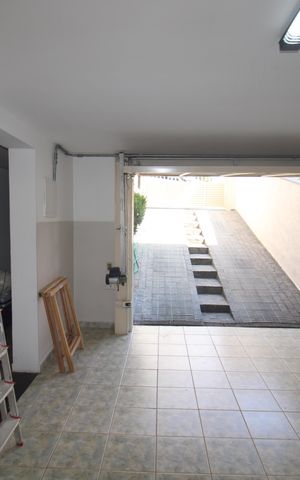 Casa à venda com 145m², 4 quartos e 3 vagasGaragem