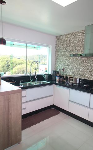 Casa à venda com 145m², 4 quartos e 3 vagasCozinha