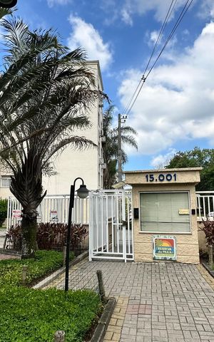 Apartamento para alugar com 45m², 2 quartos e sem vaga Apartamento para alugar com 45m², 2 quartos e sem vagaFachada