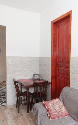 Casa à venda com 40m², 3 quartos e sem vagaSala